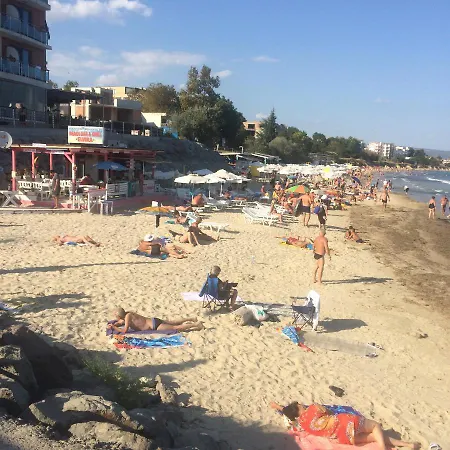 Sea Side Specious 2 Bedroom Apartment