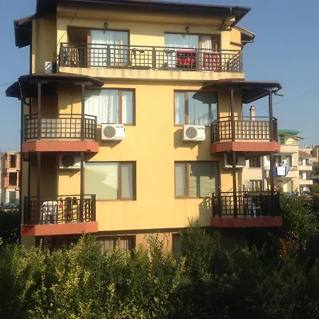 Sea Side Specious 2 Bedroom Apartament *